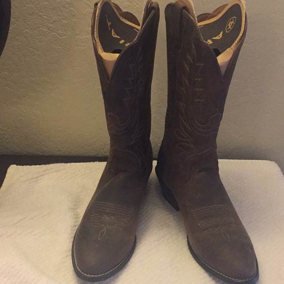 Ariat Shoes - Ariat distressed cowgirl boots. Never worn
